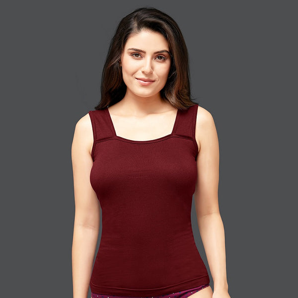 Naiduhall Comiole Snug Slip (IN 07)