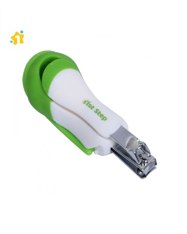 1st Step Easy Grip Baby Nail Clipper With Magnifying Glass - Green